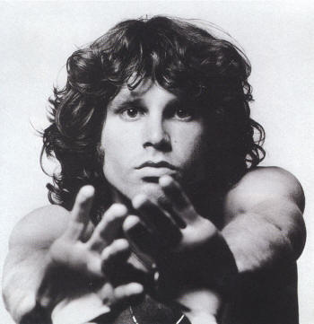 jim morrison  6 Artis Yang Gentayangan Setelah Meninggal